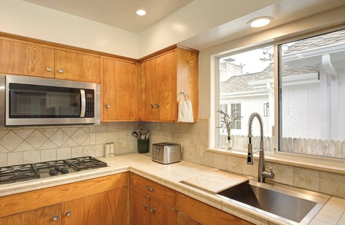 Northeast Carmel House | 3938 La Vida Lobos - Adorable Cottage In the Pines