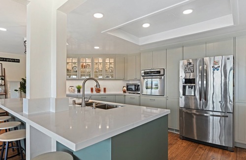 Woods Valley House | 4 Bed. Spacious home w/POOL & views on 2.5 acres. King-size beds.