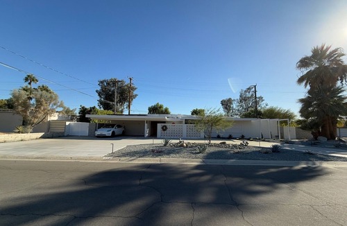 Palm Springs Villa | 4-Suite Mid-Century Luxe Retreat | Pool/Spa/EV