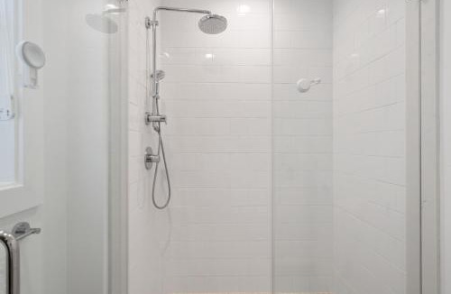 West Los Angeles House | 4mil WestLA Lux Manor Santa Monica and Beverly Hills