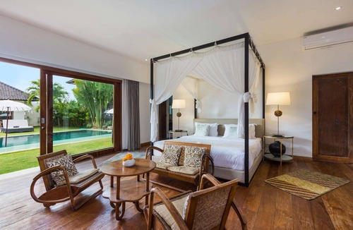 Seminyak Villa | 5 Star Villa in Bali, Minutes from the Beach, Bali Villa 2056