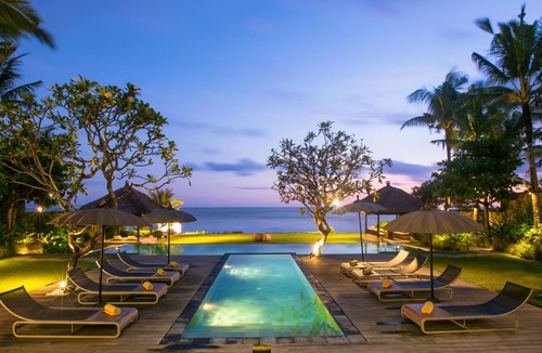 Munggu Villa | 5BR Beachfront Pool Villa Melissa in Pererenan