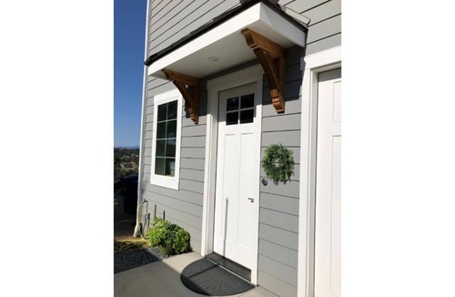North Ridge House | A Touch of the Coast in the Country - Great for Large Families