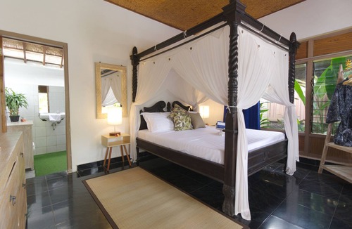 Ubud City-Centre Cabin | a traditional old-style Balinese homestay in the centre of Ubud