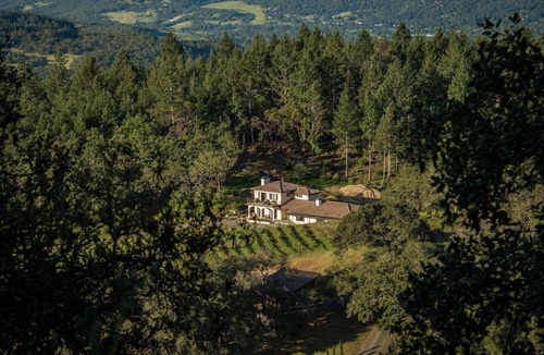 Santa Rosa Villa | A Vineyard experience in the Wine Country.