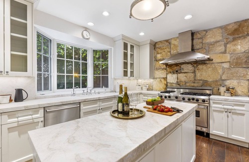 Beverly Hills Villa | Abington - Elegant Mediterranean Estate with Private Outdoor Oasis