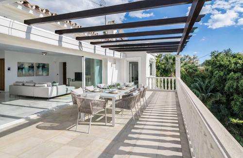 Urbanizacion el Rosario Villa | All About Las Adelfas