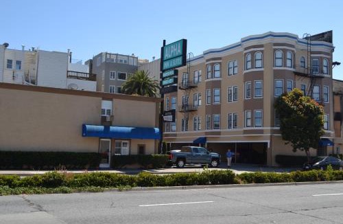 Cow Hollow Hotel | Alpha Inn and Suites