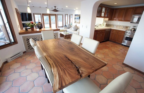 Avalon Villa | Amazing Views - Hamilton Cove Ocean front Villa with large wrap around balcony