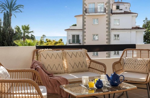 Puerto Banus Apartment | Apartment in Medina Garden for 4 people | 221