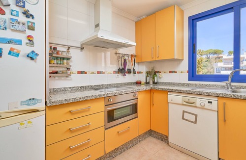 Mezquitilla Apartment | Apartment 'Argia' with Sea View, Wi-Fi and Air Conditioning