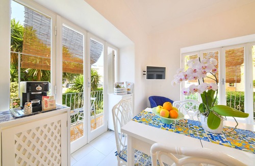 Succhivo Apartment | Apartment Casa Suite Teresa, center of Forio, Ischia