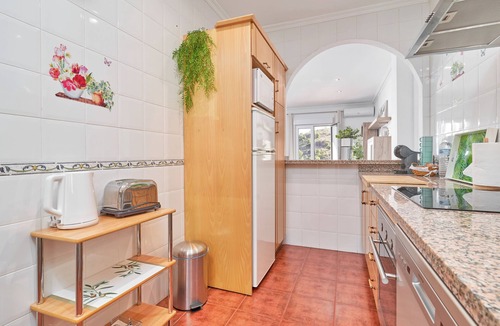 Frigiliana Apartment | Apartment "In Balcón de Frigiliana" with Sea View, Shared Pool & Wi-Fi