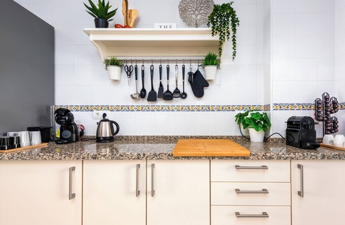 Urbanizacion Puerto de Estepona Apartment | Apartment 'La Fragata Estepona 3b 2b' with Sea View, Wi-Fi and Air Conditioning