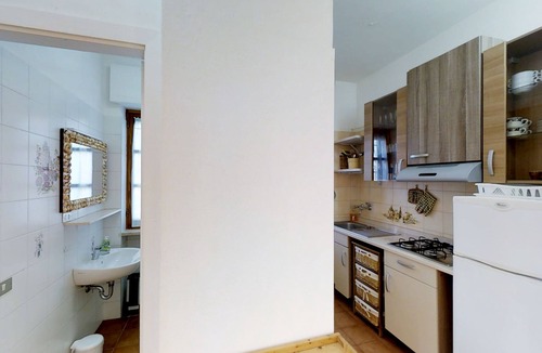 Chiesiola Villa | Apartment with pool and garden. Pergola Villa Oleandro in Vieste, also with dog