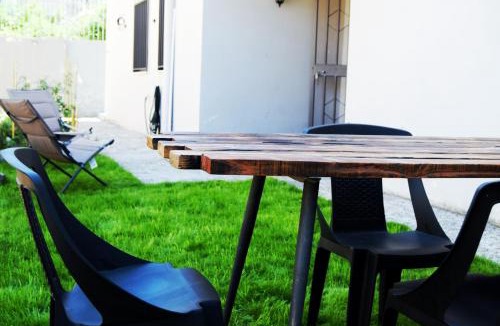 San Giuseppe Vesuviano Apartment | Appartamento in Villa con Giardino e Parcheggio tra Pompei e Vesuvio