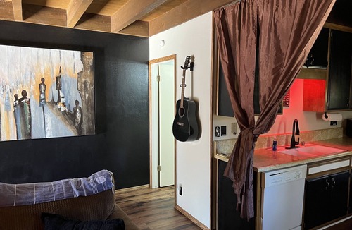 Arrowbear Lake Cabin | ArrowBear Small Cozy Cabin with Autel Home Level 2 EV Charger.
