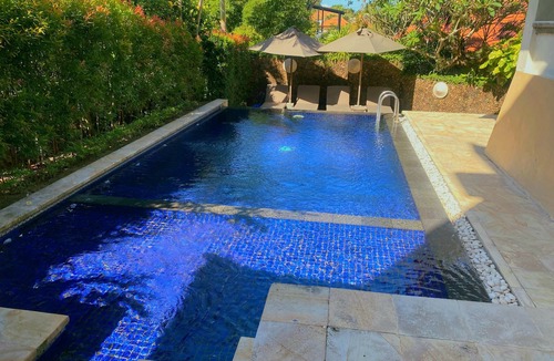 Tibubeneng Villa | Authentic Bali Villa with Beautiful Rice-Field Views