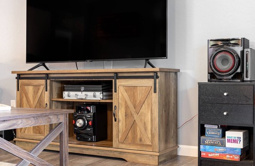 Hanford House | Aviation Station! Sleeps 7,Patio, BBQ, Near NAS