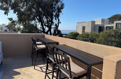Crown Point House | Bayview Beach Condo with Rooftop Patio-3bed/3bath with AC and garage parking