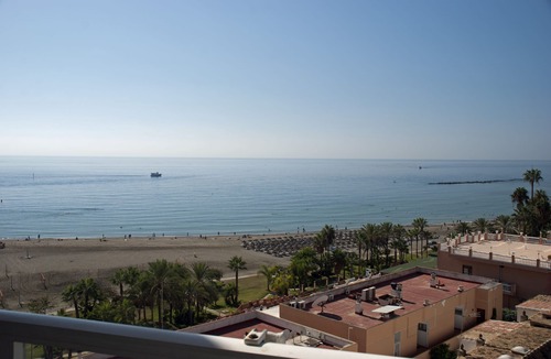Benalmadena Costa Apartment | Beach front apartment hotel with nice seaviews, near Puerto Marina