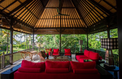 Munggu Villa | Beach front villa w/3BEDR, large garden 2000m2, sea view in Seseh, Canggu