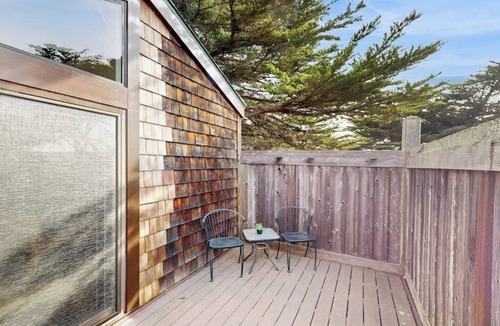 Castroville Condo | Beachfront condo with private patio, beach access, shared pool & hot tub.