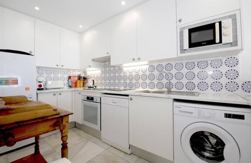 Bahia Dorada House | Beachfront family townhouse with Wifi and aircon, On the beach just five minutes to port