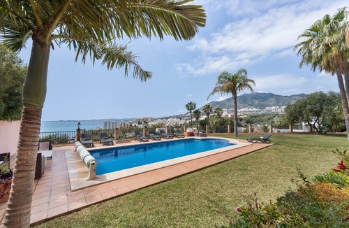 Torrequebrada Villa | Beachside Villa with Great Sea View