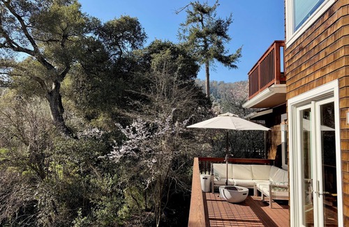 Tamalpais-Homestead Valley House | Beautiful 5BR Mill Valley Home - Redwoods, Muir Beach & SF within minutes.