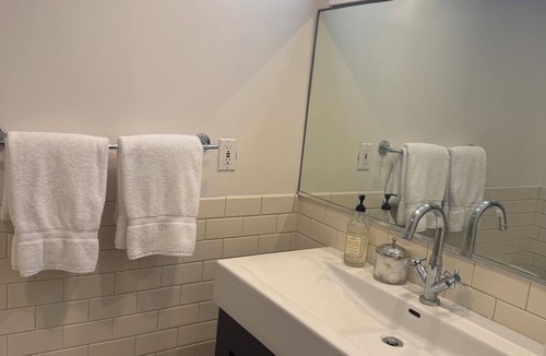 The Strand House | Beautiful Beach Home . Steps To The Beach And Town .5 Star Amenities