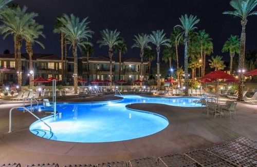 Palm Desert Villa | Beautiful large one bedroom suite, sleeps four with all the amenities of home.