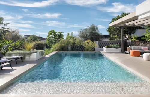 New Golden Mile Villa | Beautiful Modern Villa 10 minutes from Marbella