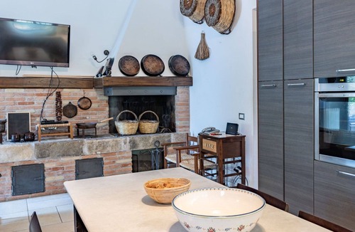 Itri Villa | Beautiful private villa for 8 people with private pool, WIFI, TV, patio and pets allowed