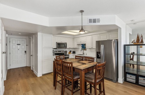 Imperial Beach Condo | Beautiful Sunny 3 Bedroom Ground Floor with Southwest View of the Ocean
