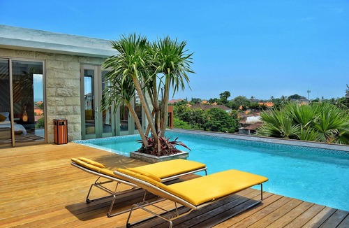 North Legian Villa | Beautiful Villa with Private Pool & Balcony (TSun Villa)