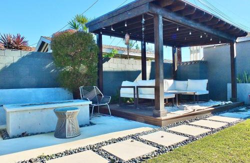 South of Conant House | Bellflower Breeze - Charming 3 BDR in Long Beach