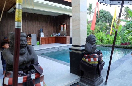 Sayan Villa | Best price Rendira 2 two bedroom private pool with green tropical view
