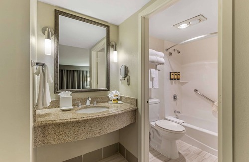 City of Industry Hotel | Best Western Plus Executive Inn