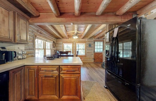 Running Springs Cabin | Between the Pines Log Cabin
