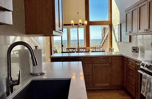 Castroville House | Blue Diamond@Monterey Dunes OCEANFRONT 3bed/3bath-sleeps 7 Monterey/Santa Cruz
