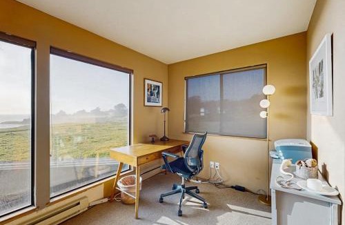 Sea Ranch House | Bowsprit Retreat