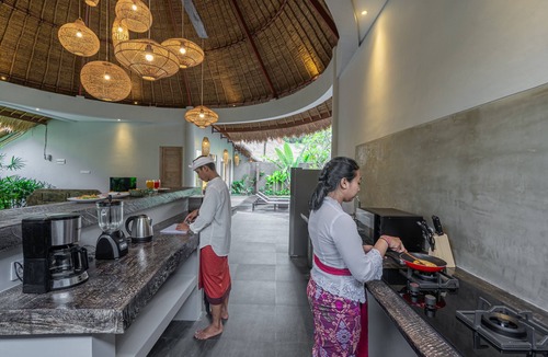 Melayang Villa | Brand New luxury 3BR Villa Ethnic Ubud #2