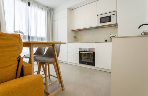 Capuchinos Apartment | Brand New · Modern Comfort in Málaga by VGC