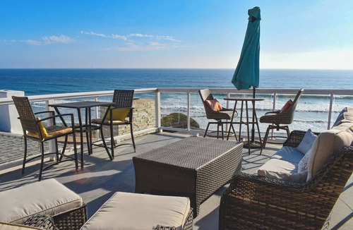 North Pacific Beach Apartment | Breathtaking Ocean Front Pacific Beach Apt.