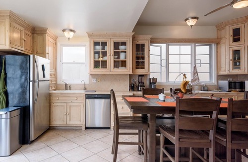 Historic Downtown Santa Barbara House | Bright California Bungalow in the Heart of Downtown Santa Barbara