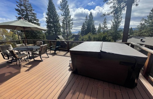 Lake Forest House | Bright lakeview home near Tahoe City, huge sunny lakeview deck