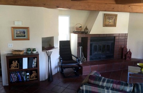 Three Rivers Villa | Captivating Riverfront Vacation Rental for Large Groups in Three Rivers, California