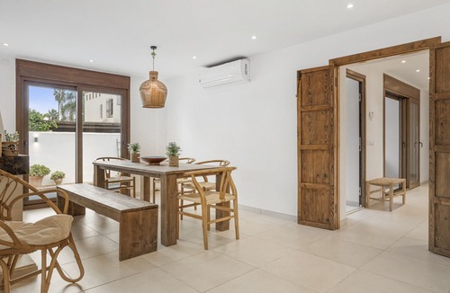 San Pedro de Alcantara Villa | Casa Adel - Cozy 4Bd Beach Bungalow in Marbella