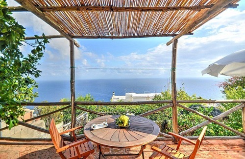 Praiano Villa | Casa Chicca: A graceful cottage built on the sloping cliff in front of the sea, with Free WI-FI.